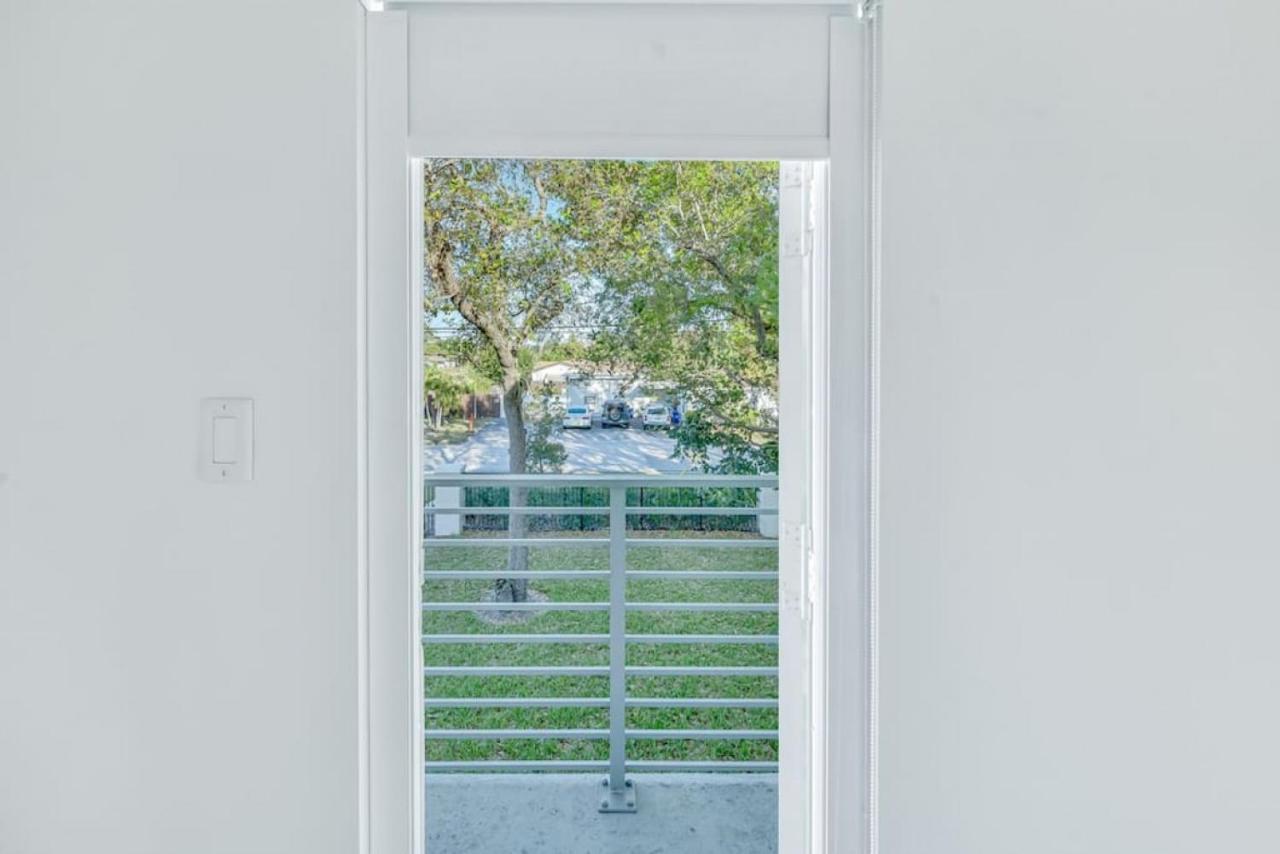 Lilly At Aviara Lake Worth Lake Worth Beach Exterior foto
